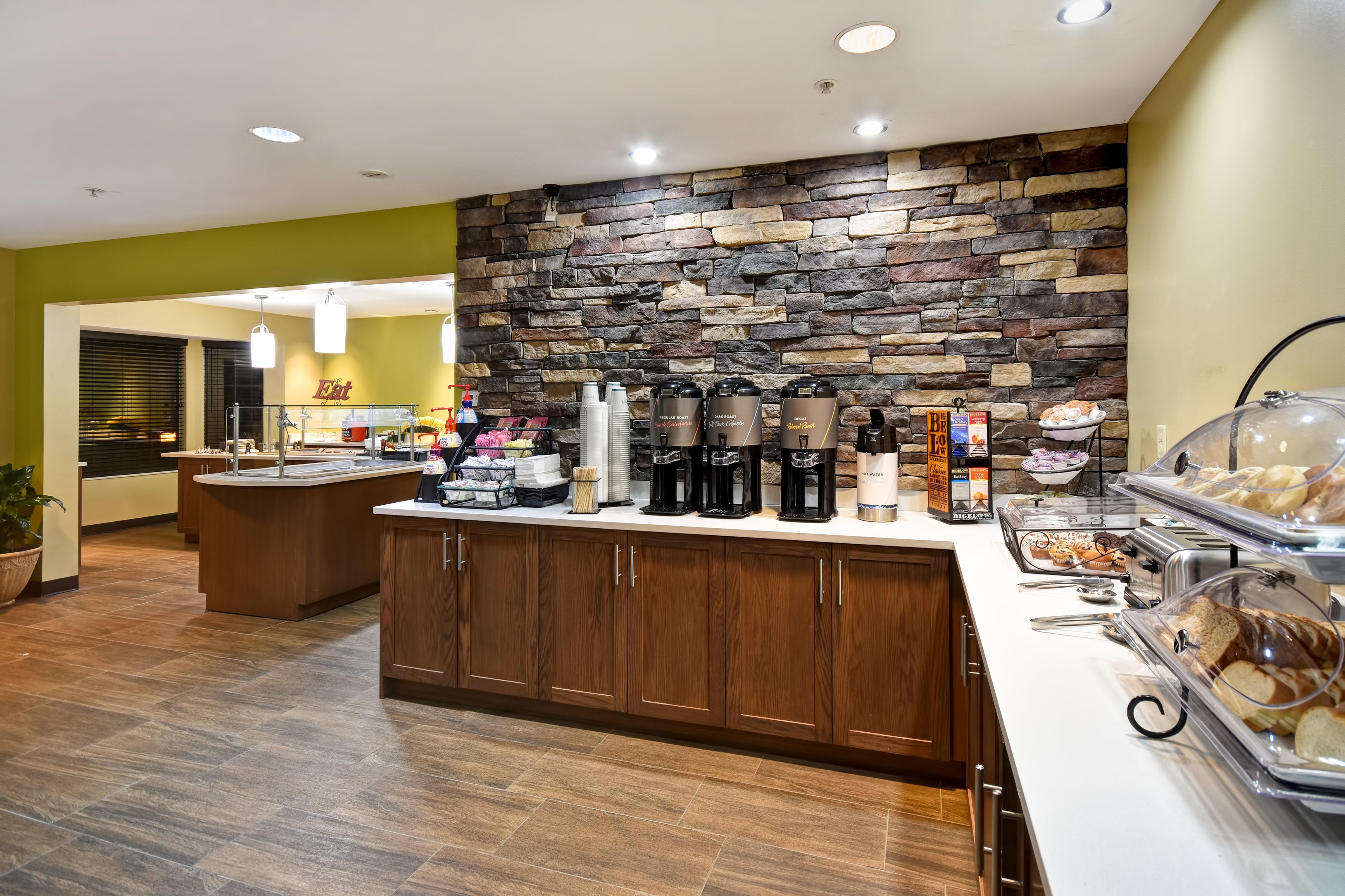 Staybridge Suites Grand Rapids-Kentwood By Ihg Cascade Exterior foto