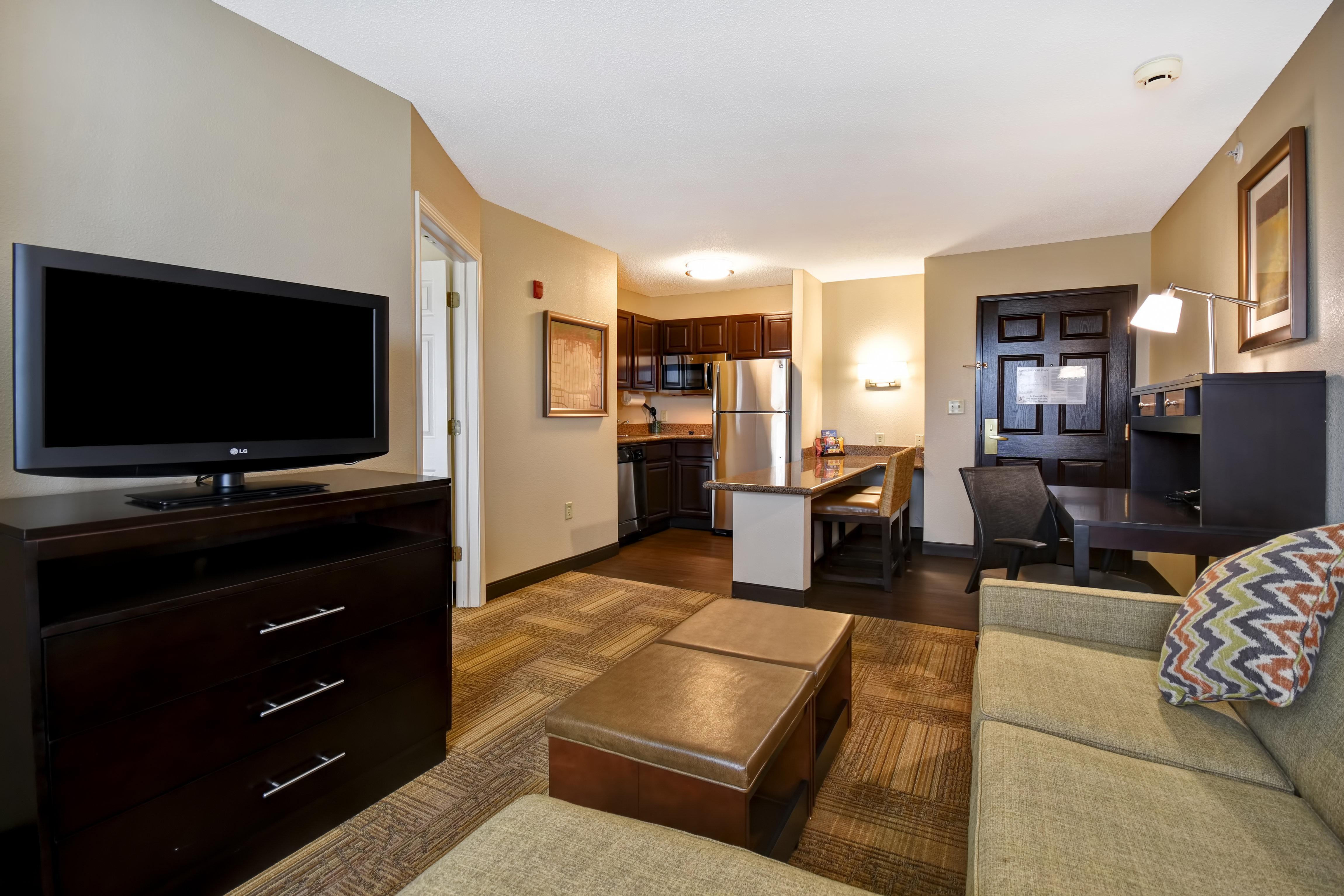 Staybridge Suites Grand Rapids-Kentwood By Ihg Cascade Exterior foto